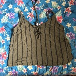 A cute crop top cute for the summer